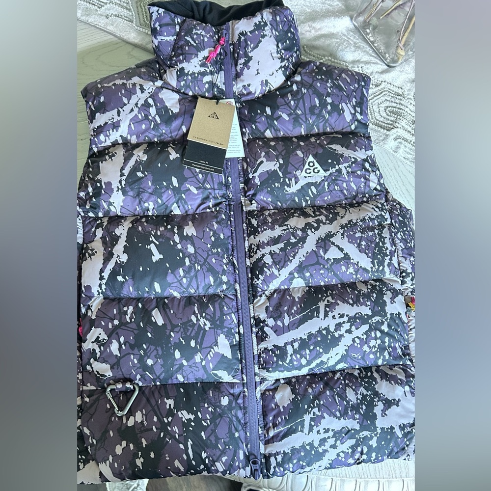 Nike ACG Purple and Black Vest. NWT